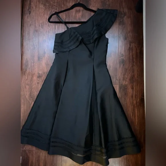 open lace back dress Black One Shoulder Studded Knit Midi Dress